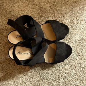 American Eagle Wedges